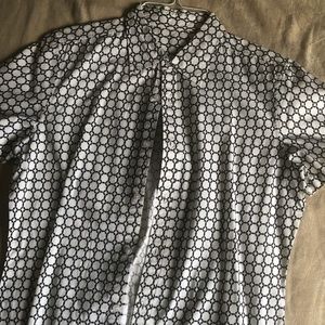 Black and white patterned button down Size M